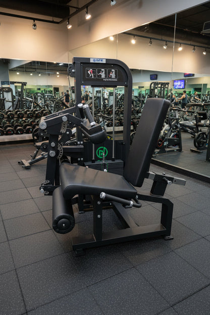 Selectorized Seated Leg Extension & Leg Curl Machine w/ 250lb weight stack (New)