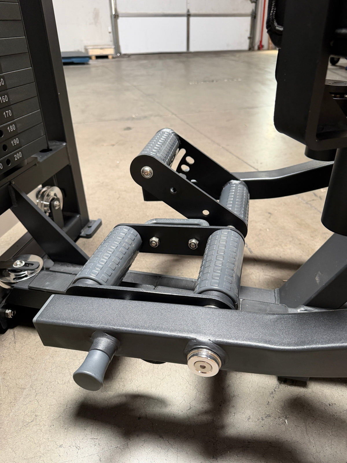 Selectorized Hip Abductor & Adductor Machine w/ 250lb weight stack (New)