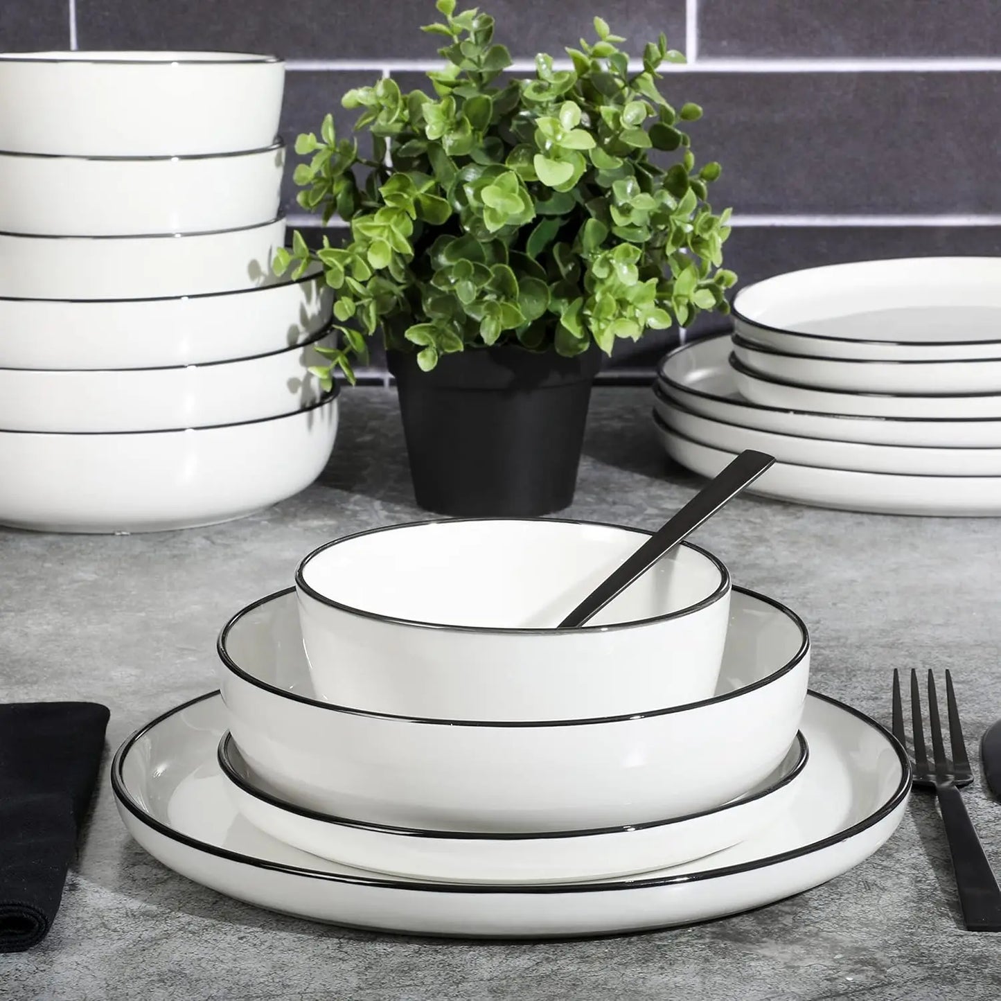 16-Piece Dinnerware Set, White Plates with Black Rim, Microwave & Dishwasher Safe