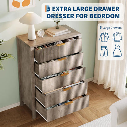 5-Drawer Oak Dresser With Gold Handles,