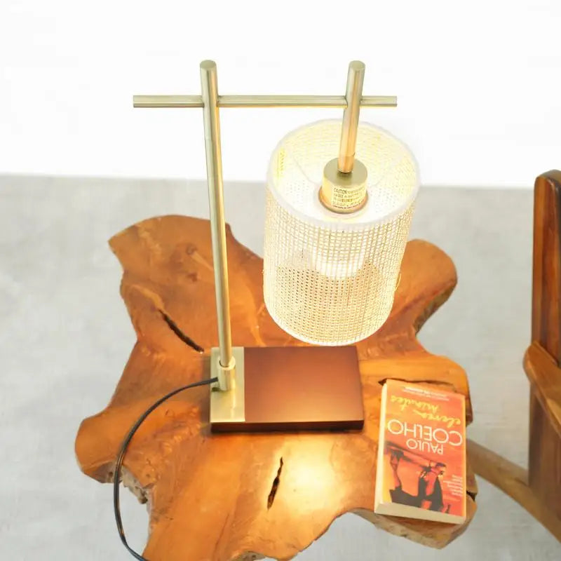 Bamboo Shade Table Lamp - Stylish Nordic Design